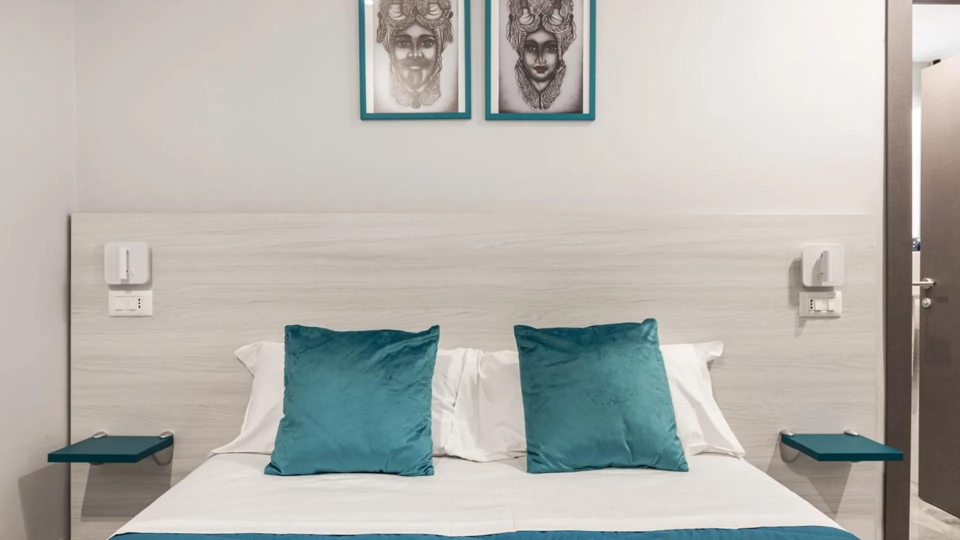 Karma6Rooms Catania Italy